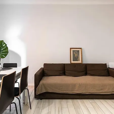 아파트 All'ombra Delle Due Torri Family 볼로냐