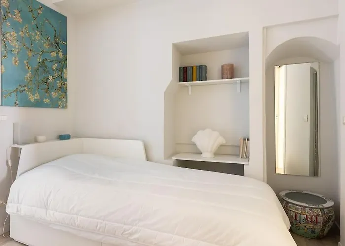 All'ombra Delle Due Torri Family 볼로냐