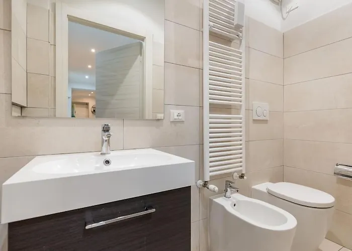 All'ombra Delle Due Torri Family *