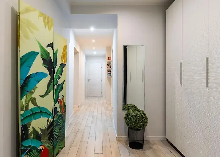 All'ombra Delle Due Torri Family 아파트 *