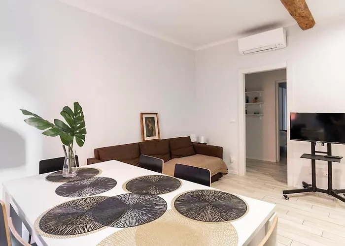 All'ombra Delle Due Torri Family *