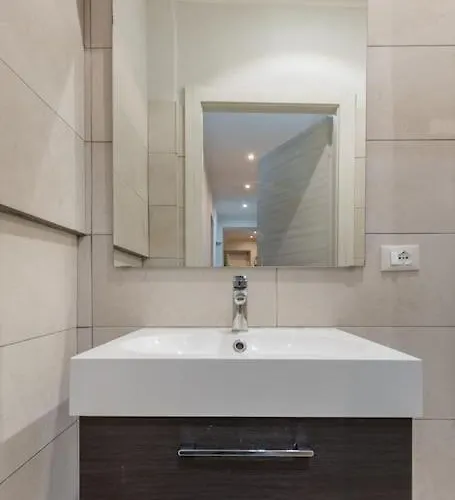 All'ombra Delle Due Torri Family 볼로냐