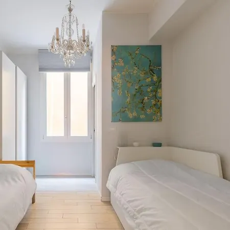 Lägenhet All'ombra Delle Due Torri Family Bologna